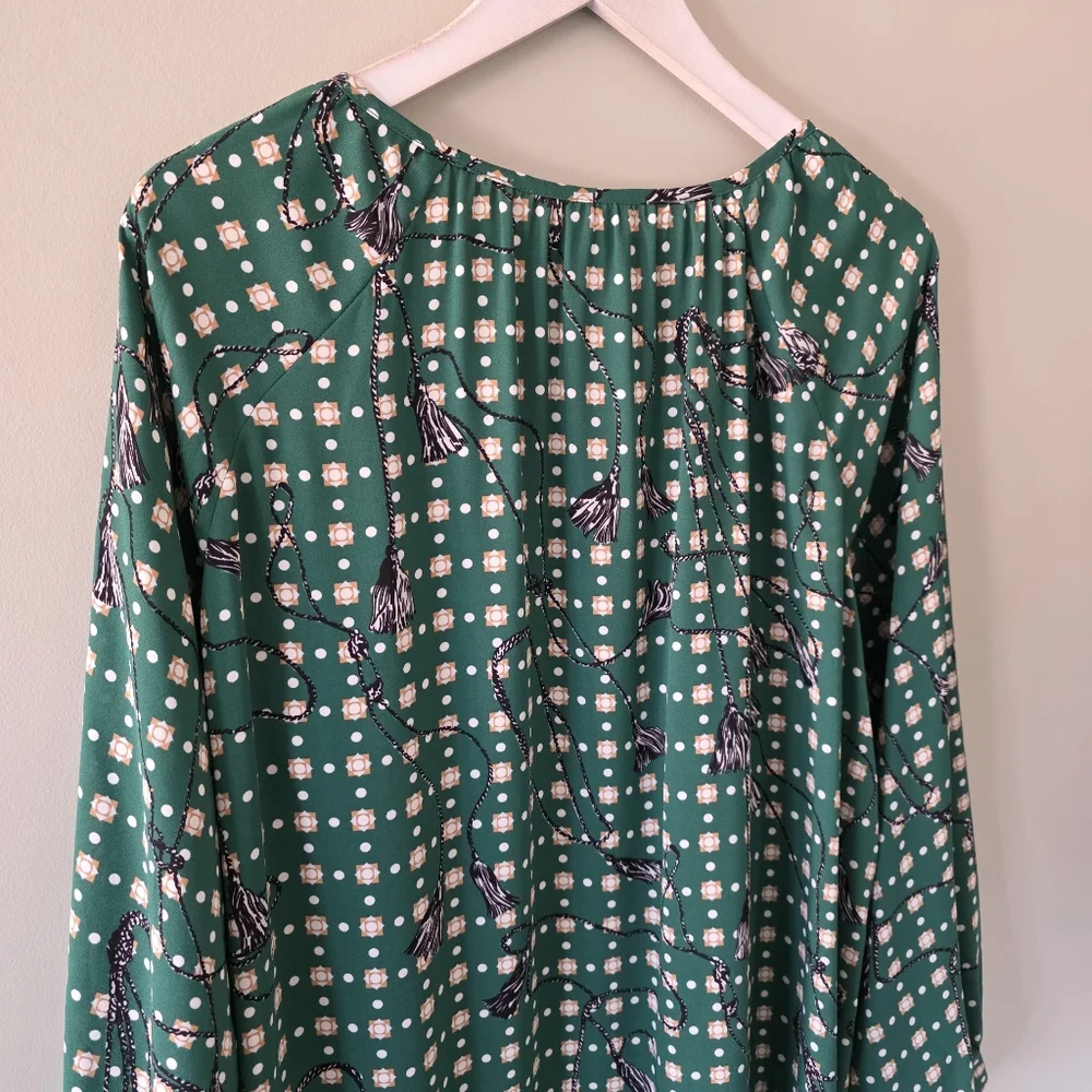 Cabi XL Bohemian Peasant Spring Loose Fit Smocked Cuffs Voyager Blouse - Picture 12 of 14